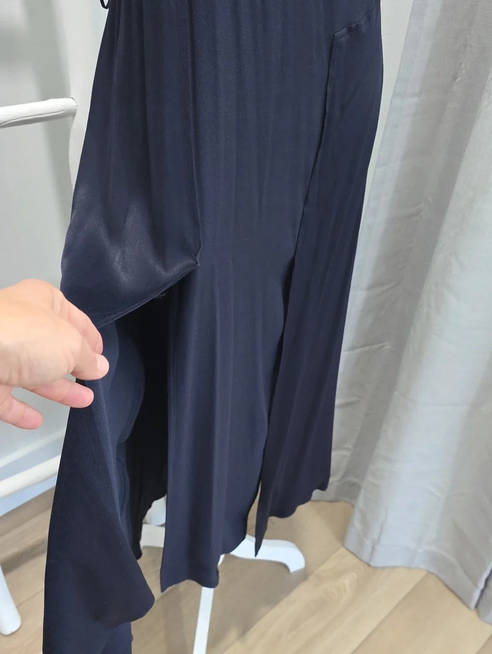 Free People Elegant Strappy Back Navy Satin Panel Super Flowy Slip Dress - Picture 4 of 12